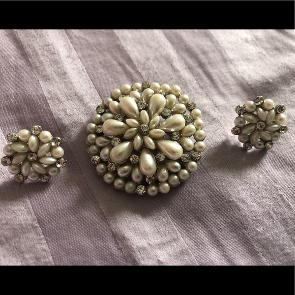 3PCS: Pearl & Rhinestone earrings + pendant - Picture 1 of 7